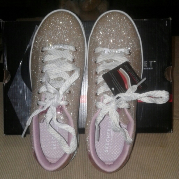 skechers shimmer street